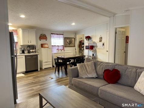 40 Matthews Street Bristol CT 06010