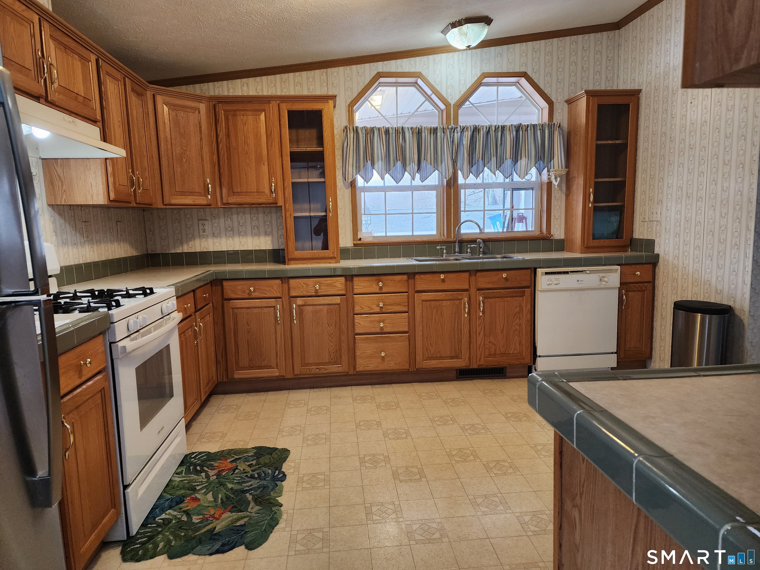 43 Evergreen Park Clinton CT 06413