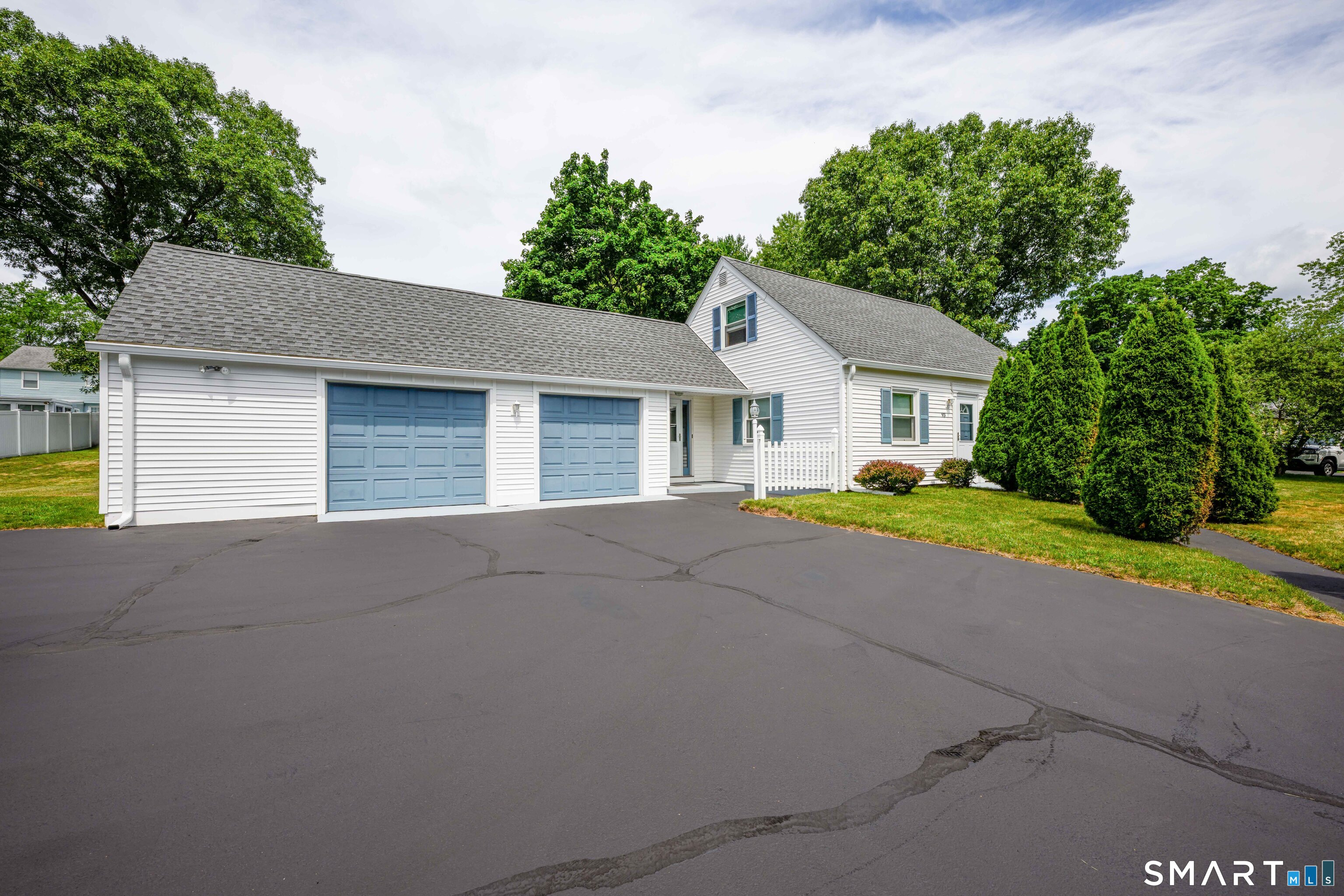 93 Pool Road North Haven CT 06473