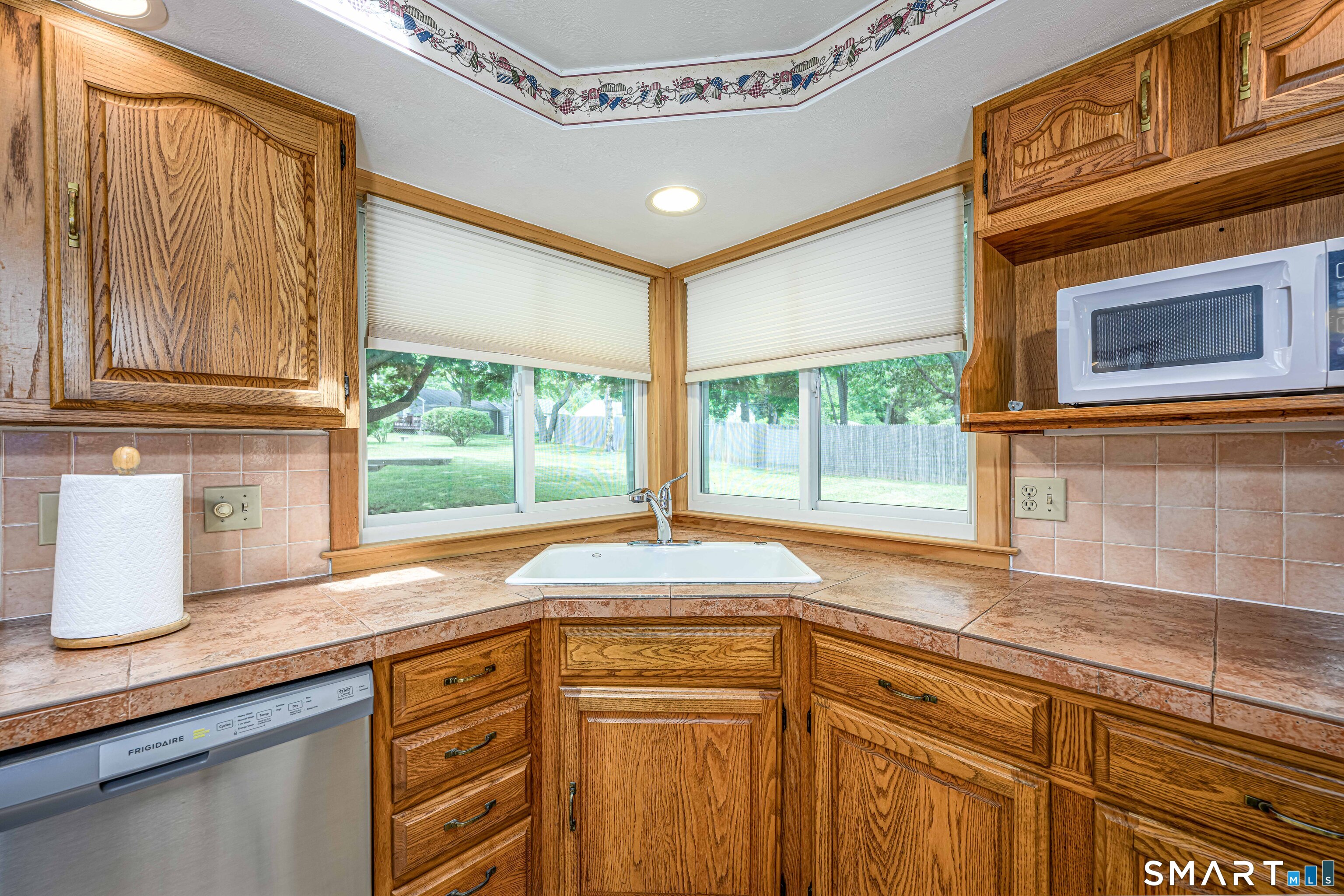 93 Pool Road North Haven CT 06473