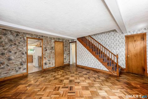 93 Pool Road North Haven CT 06473