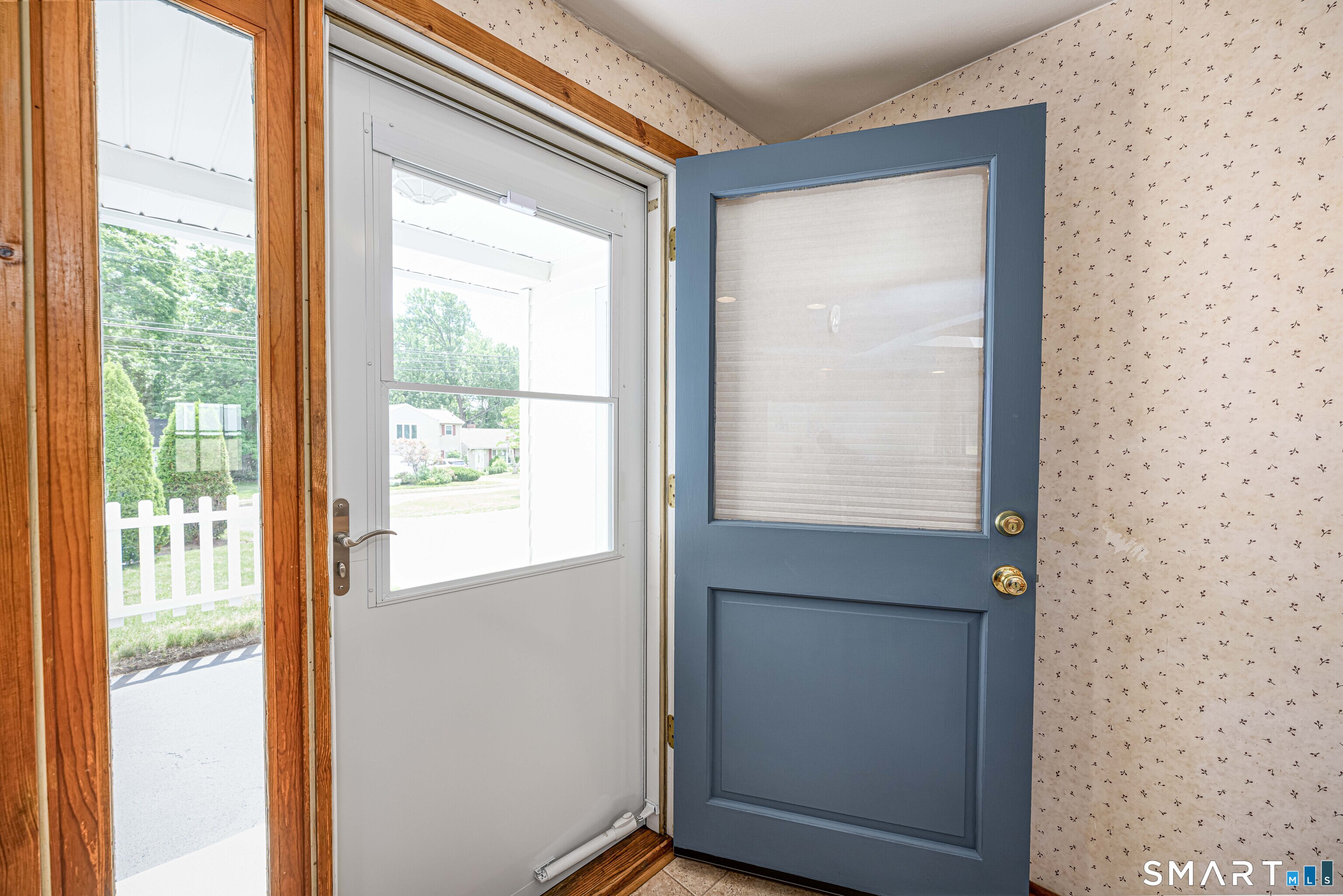 93 Pool Road North Haven CT 06473