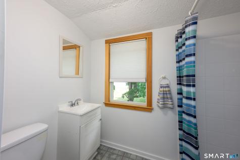 93 Pool Road North Haven CT 06473