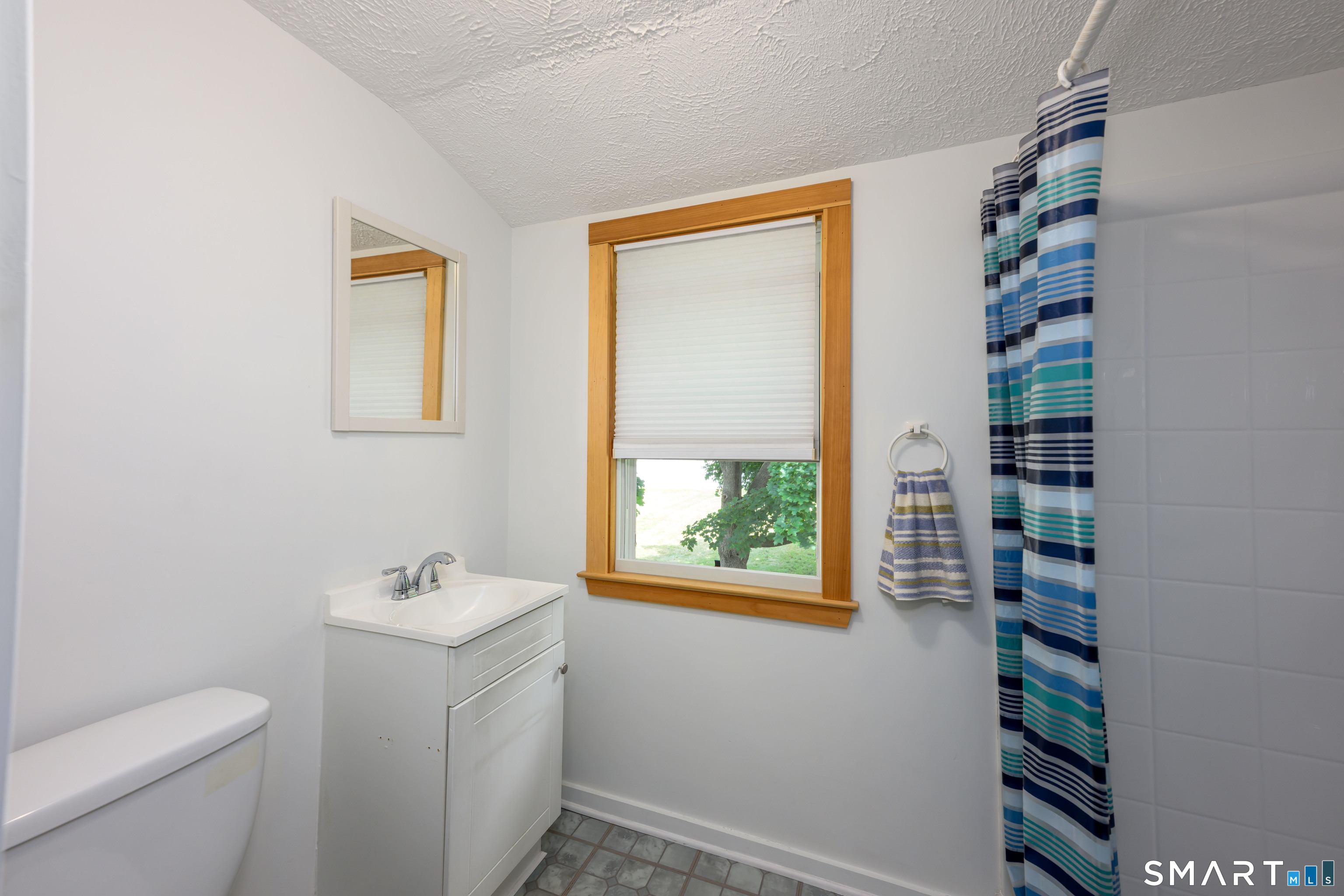 93 Pool Road North Haven CT 06473