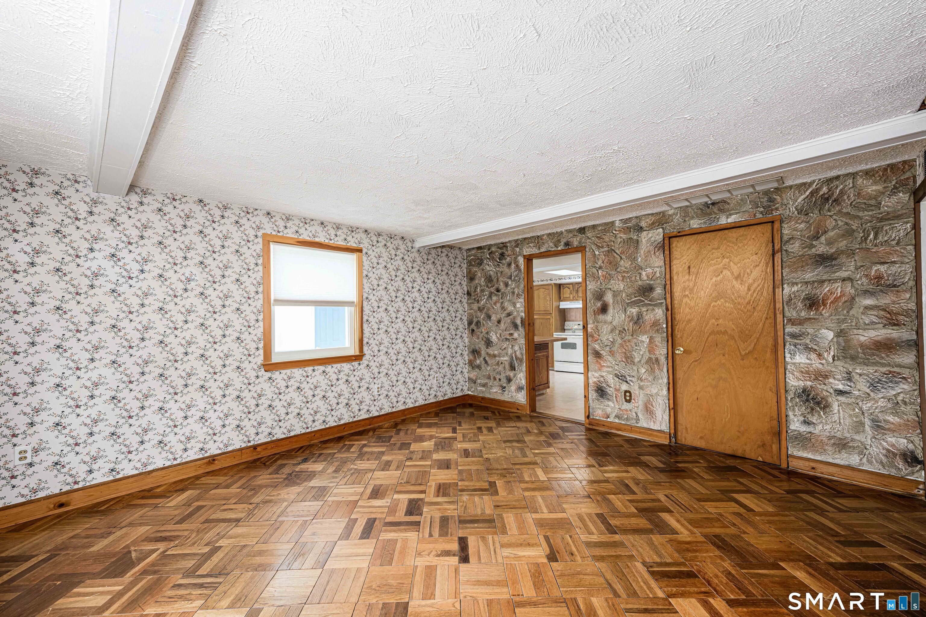 93 Pool Road North Haven CT 06473