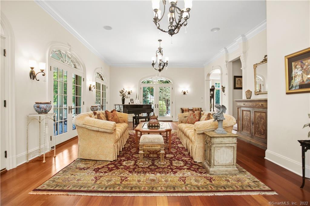 26 Pequot Lane New Canaan CT 06840