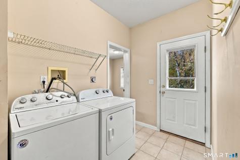 47 Fairlawn Drive Wallingford CT 06492