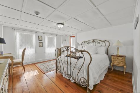 802 State Road Richmond MA 01254