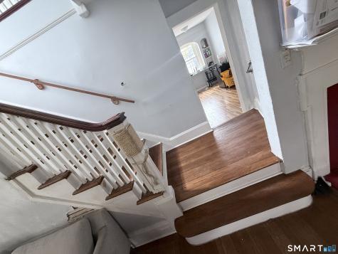 111 Elmwood Place Bridgeport CT 06605