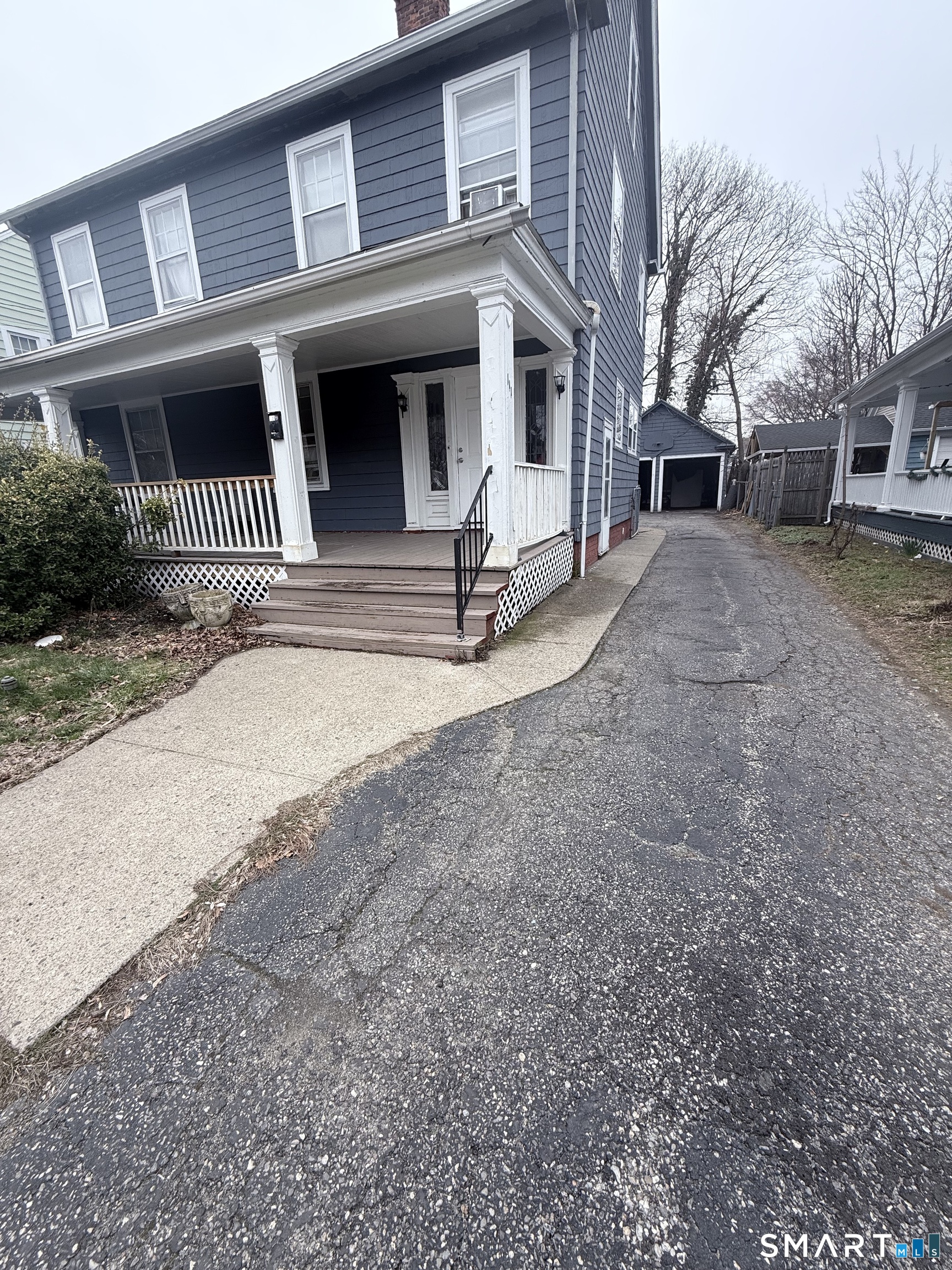 111 Elmwood Place Bridgeport CT 06605