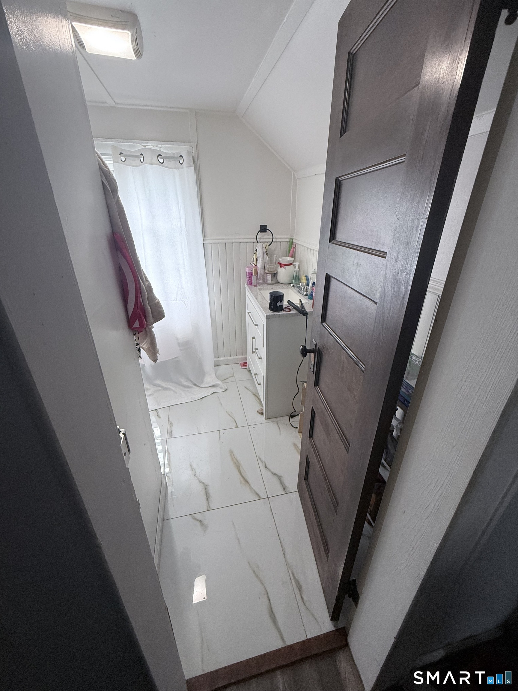 111 Elmwood Place Bridgeport CT 06605