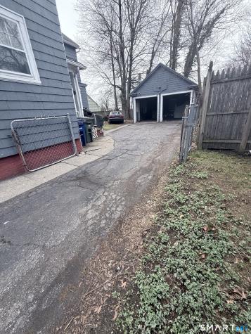 111 Elmwood Place Bridgeport CT 06605