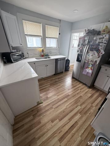 111 Elmwood Place Bridgeport CT 06605