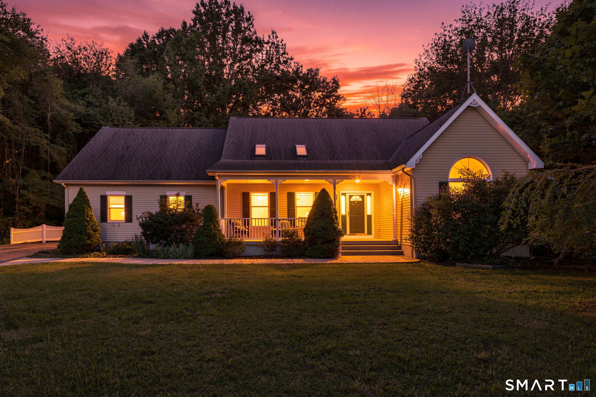 41 Forsyth Road Montville CT 06370