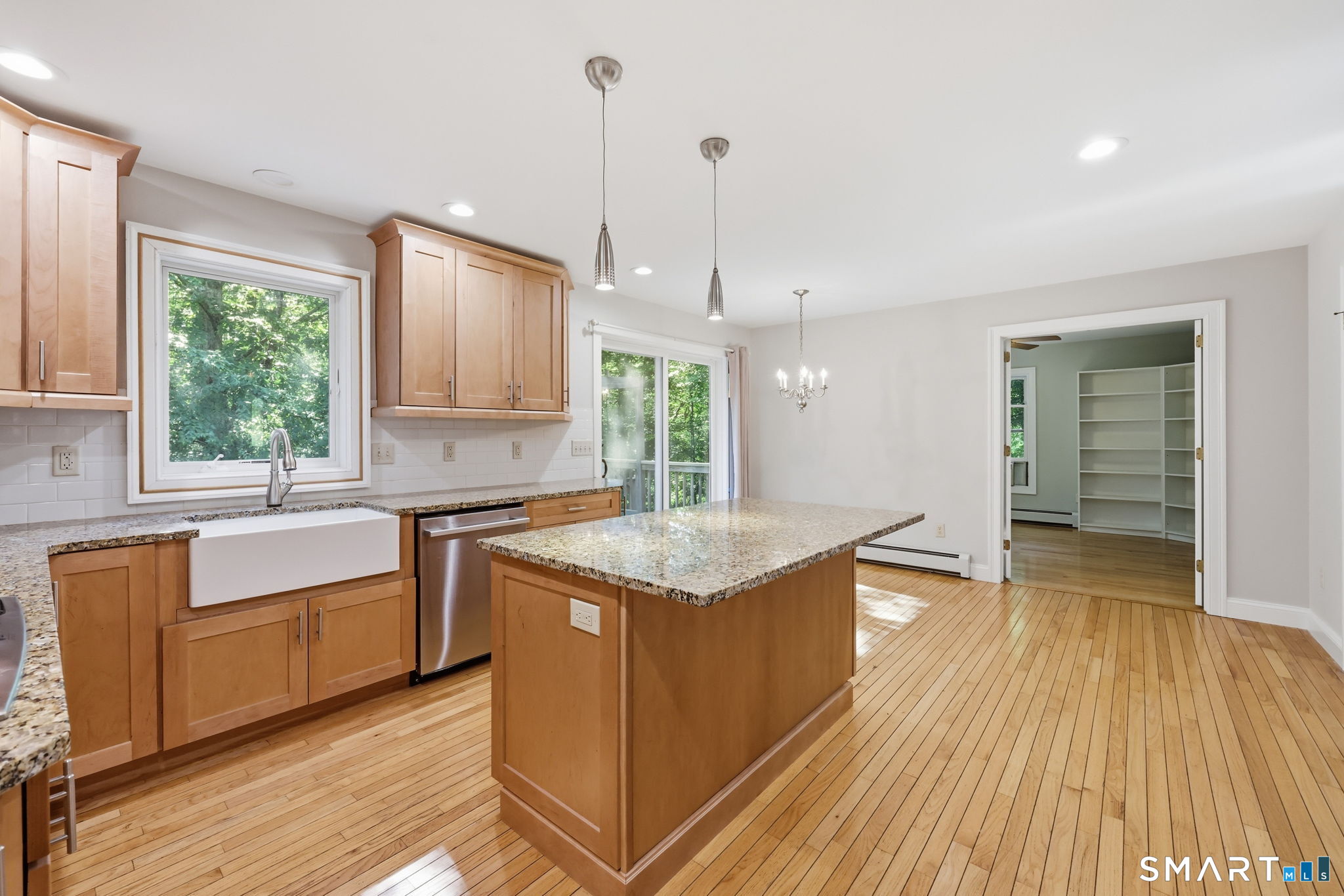41 Forsyth Road Montville CT 06370