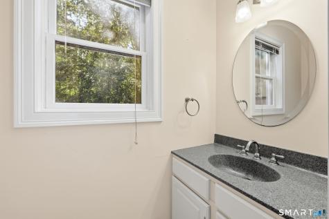 41 Forsyth Road Montville CT 06370