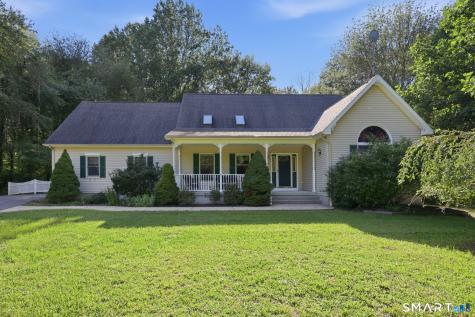 41 Forsyth Road Montville CT 06370
