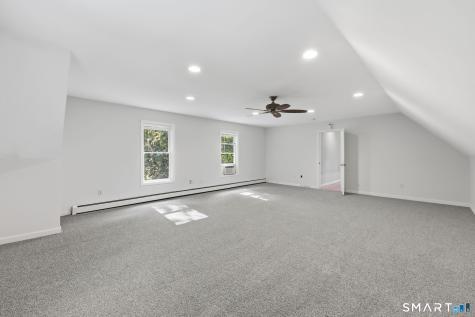 41 Forsyth Road Montville CT 06370