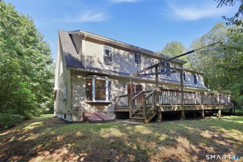 41 Forsyth Road Montville CT 06370