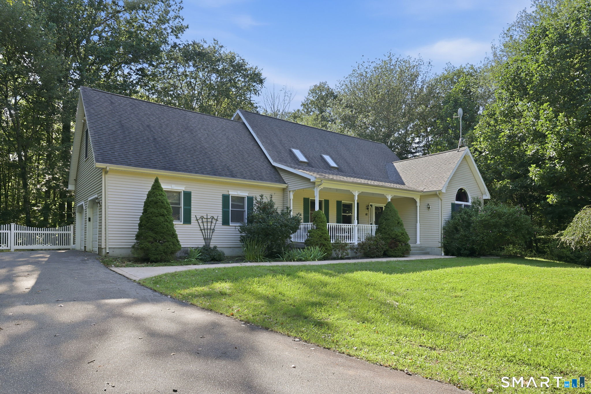 41 Forsyth Road Montville CT 06370