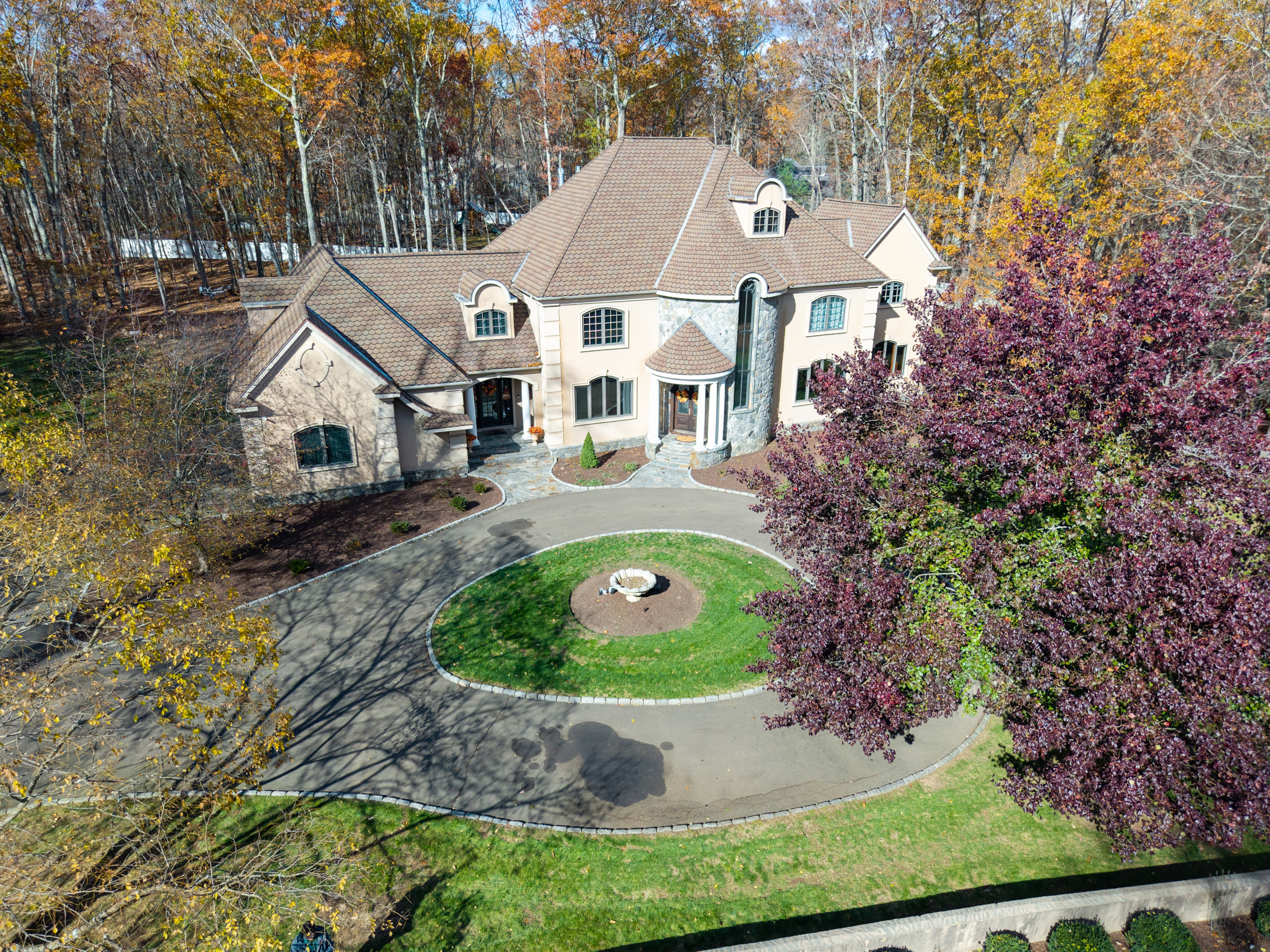 65 Ironwood Road Guilford CT 06437
