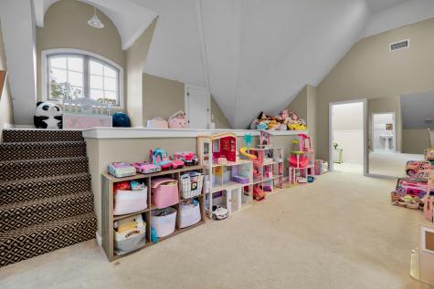 65 Ironwood Road Guilford CT 06437