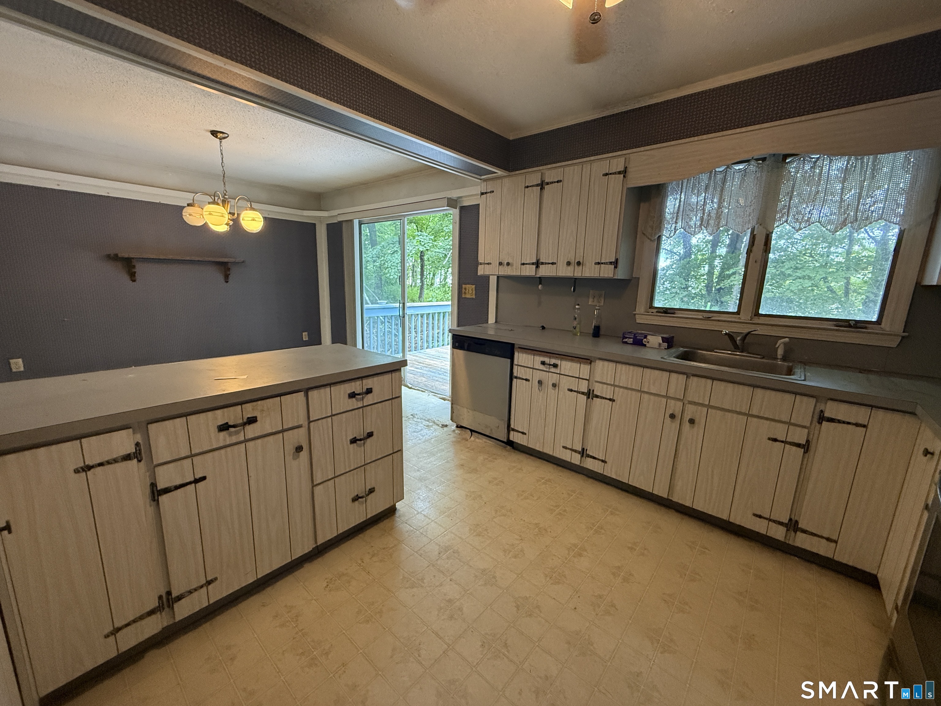 10 Penny Lane Watertown CT 06795