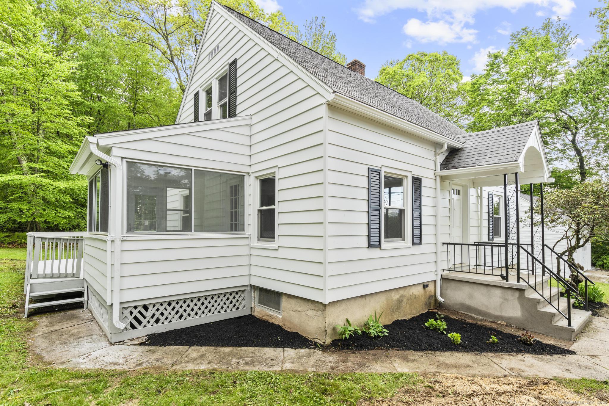 291 Maple Hill Road Naugatuck CT 06770