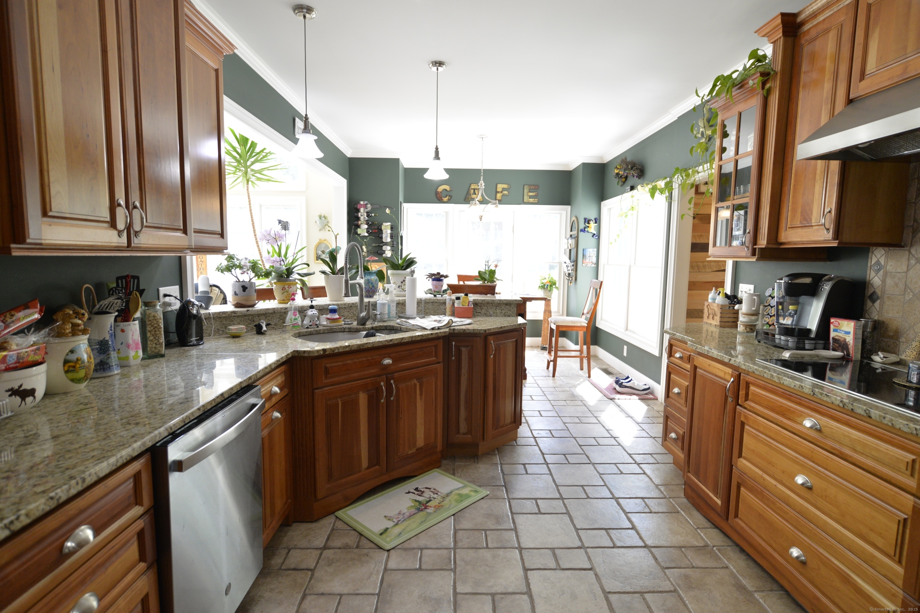 321 Matthews Street Bristol CT 06010