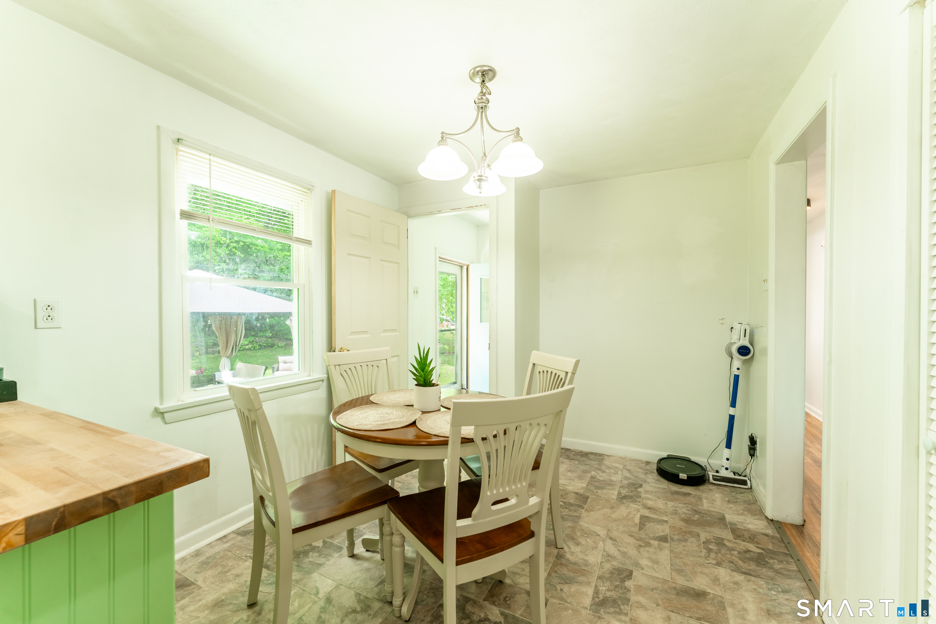 20 Carol Drive Montville CT 06382