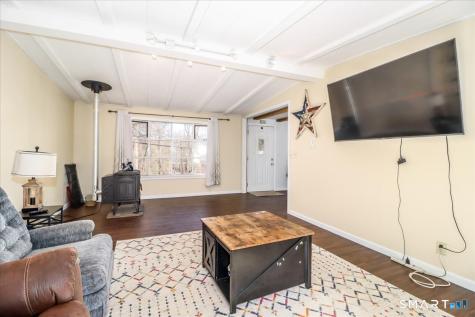 61 Pumpkin Hill Road New Milford CT 06776