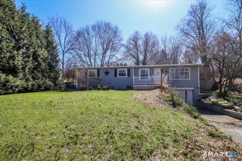 61 Pumpkin Hill Road New Milford CT 06776