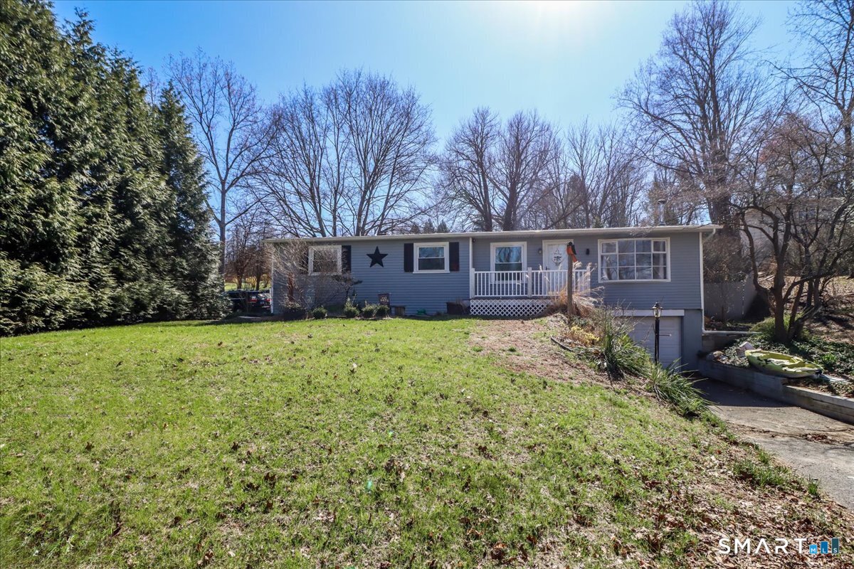 61 Pumpkin Hill Road New Milford CT 06776
