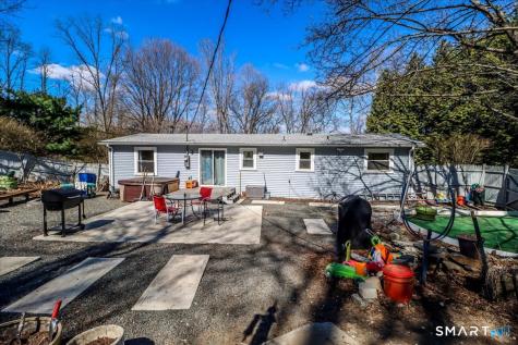 61 Pumpkin Hill Road New Milford CT 06776