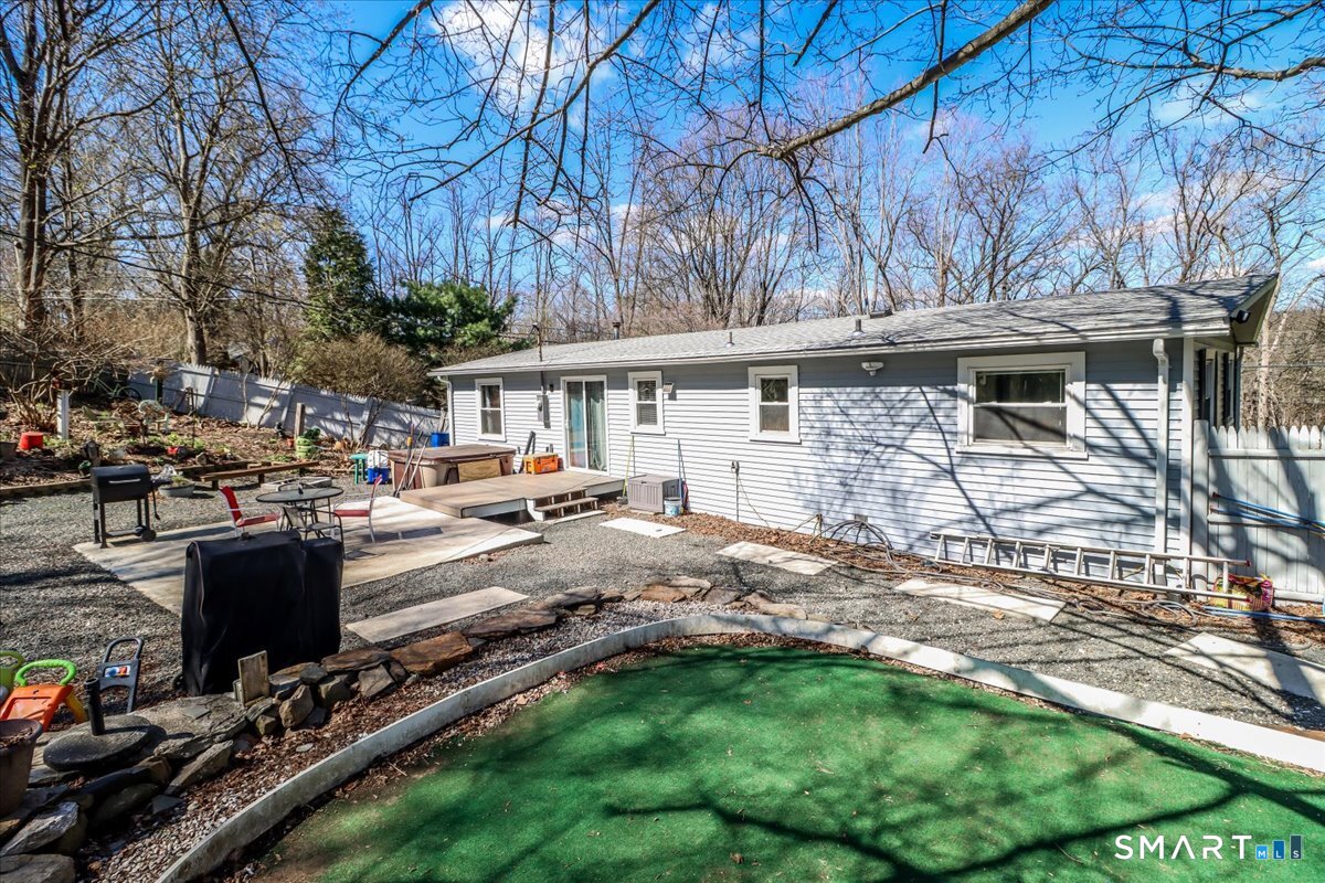 61 Pumpkin Hill Road New Milford CT 06776