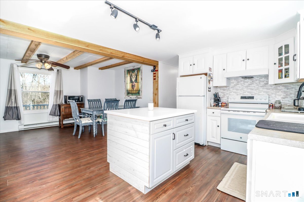 61 Pumpkin Hill Road New Milford CT 06776
