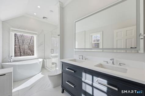 21 Split Rock Road Newtown CT 06470