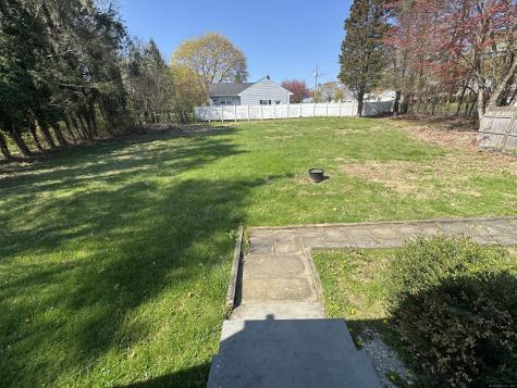 71 Schiller Road Fairfield CT 06825