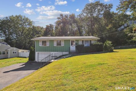 72 Hilltop Road Naugatuck CT 06770