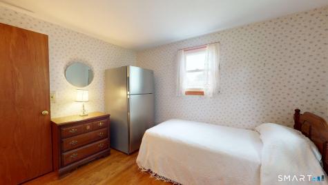 5 Pershing Road Windsor Locks CT 06096