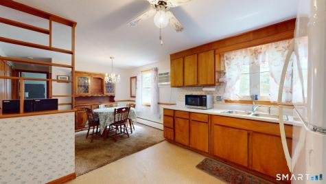 5 Pershing Road Windsor Locks CT 06096