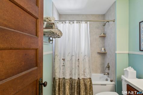 471 Housatonic Avenue Stratford CT 06615