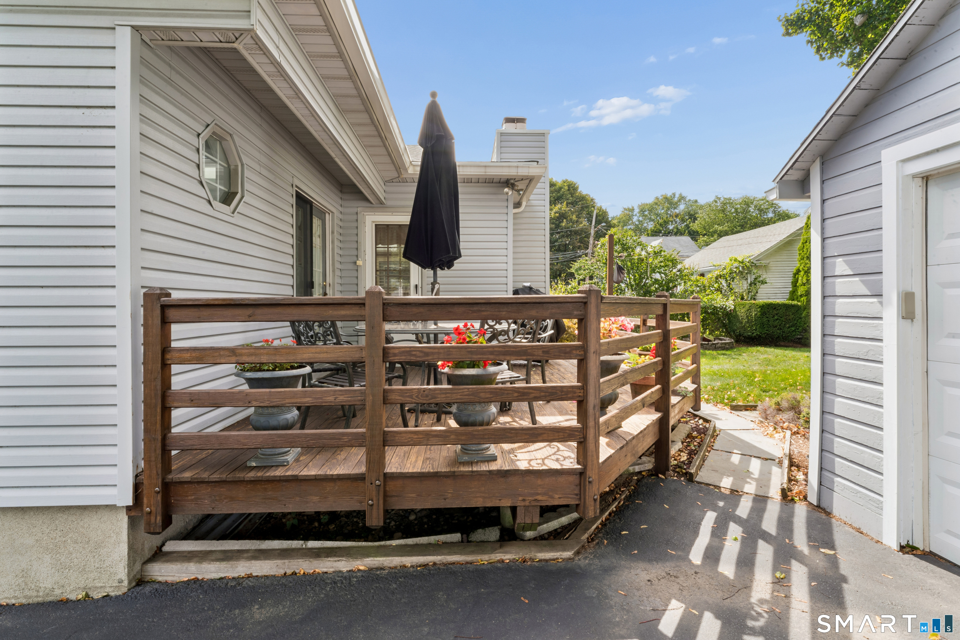 471 Housatonic Avenue Stratford CT 06615