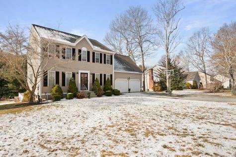 35 Yorkshire Drive Waterford CT 06385