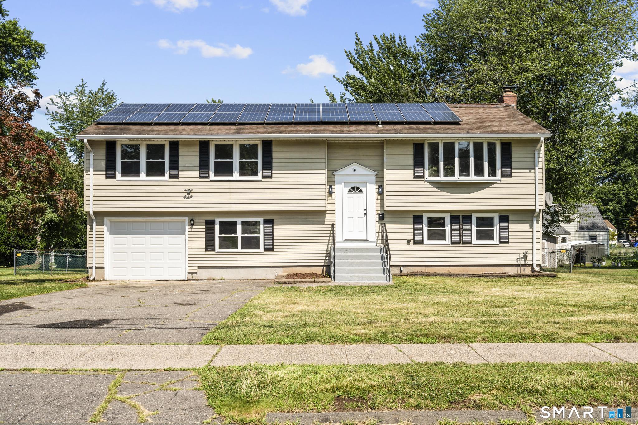 70 Ridge Crest Circle Wethersfield CT 06109