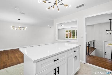 70 Ridge Crest Circle Wethersfield CT 06109