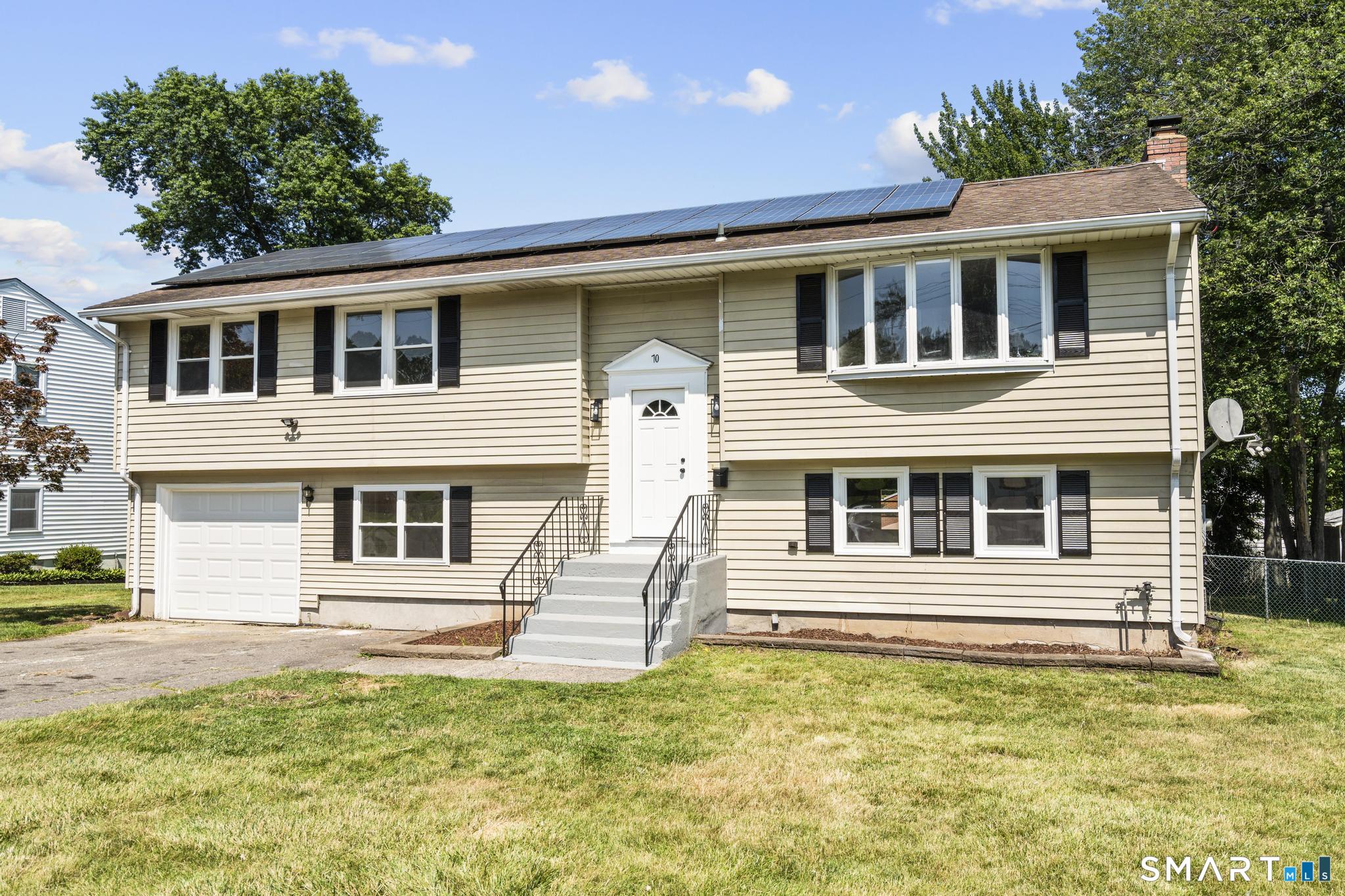 70 Ridge Crest Circle Wethersfield CT 06109
