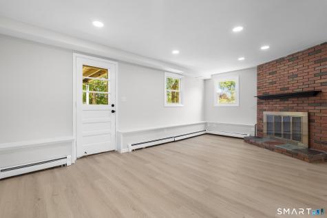 70 Ridge Crest Circle Wethersfield CT 06109