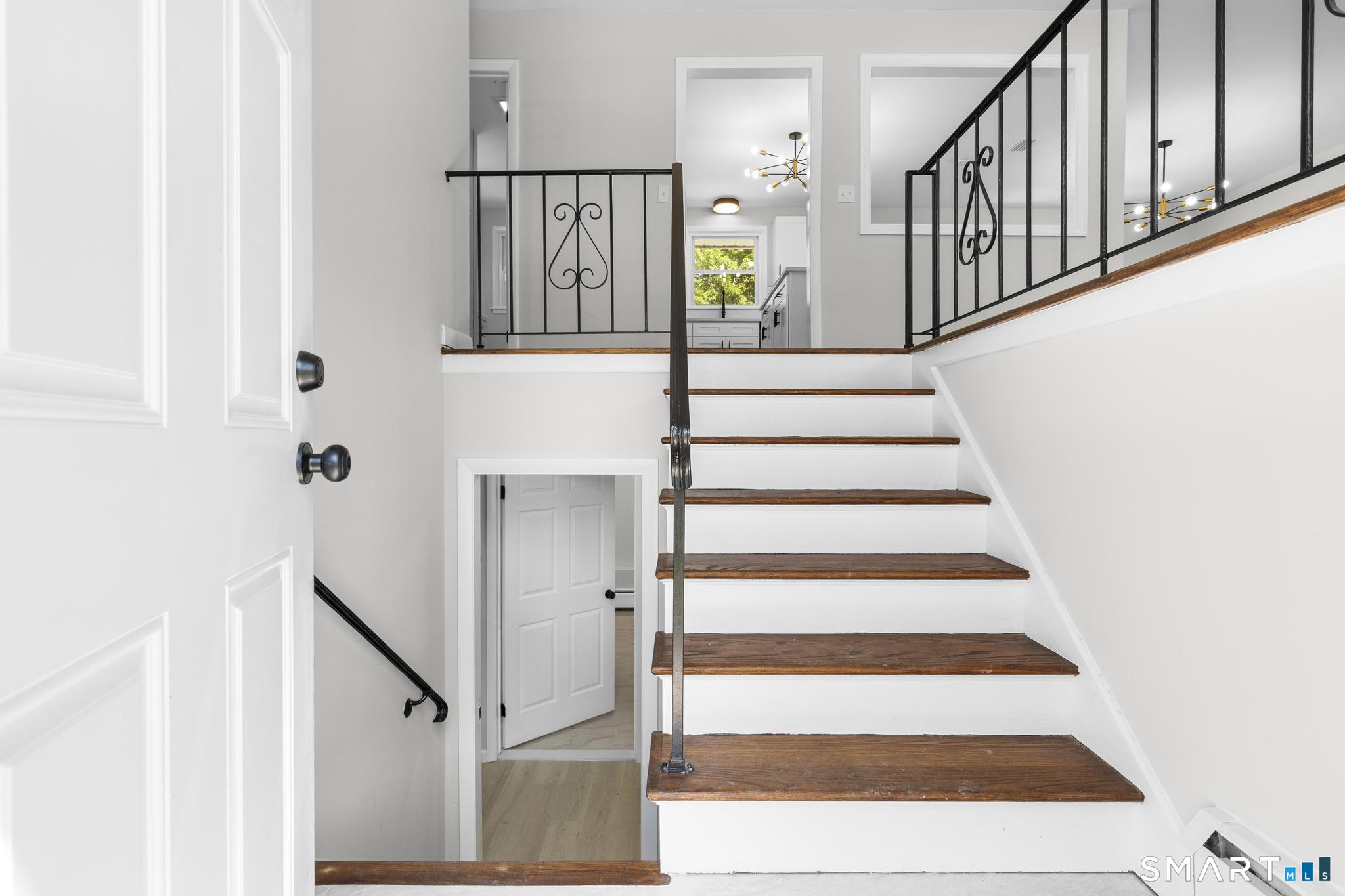 70 Ridge Crest Circle Wethersfield CT 06109