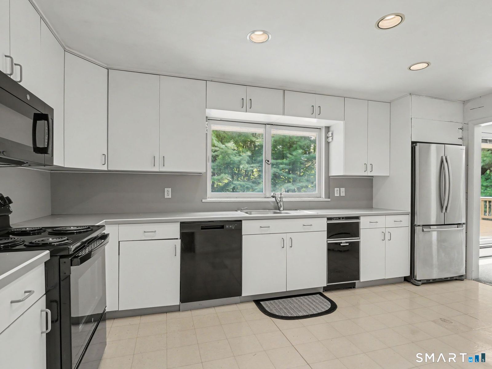 29 Weatherbell Drive Norwalk CT 06851
